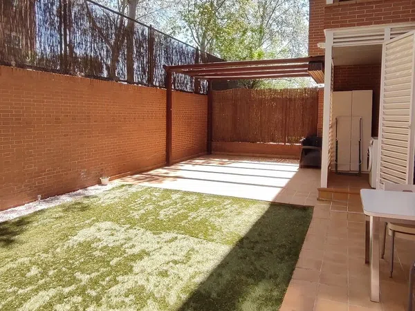 Piso en calle Kálamos, 30 - Foto 1