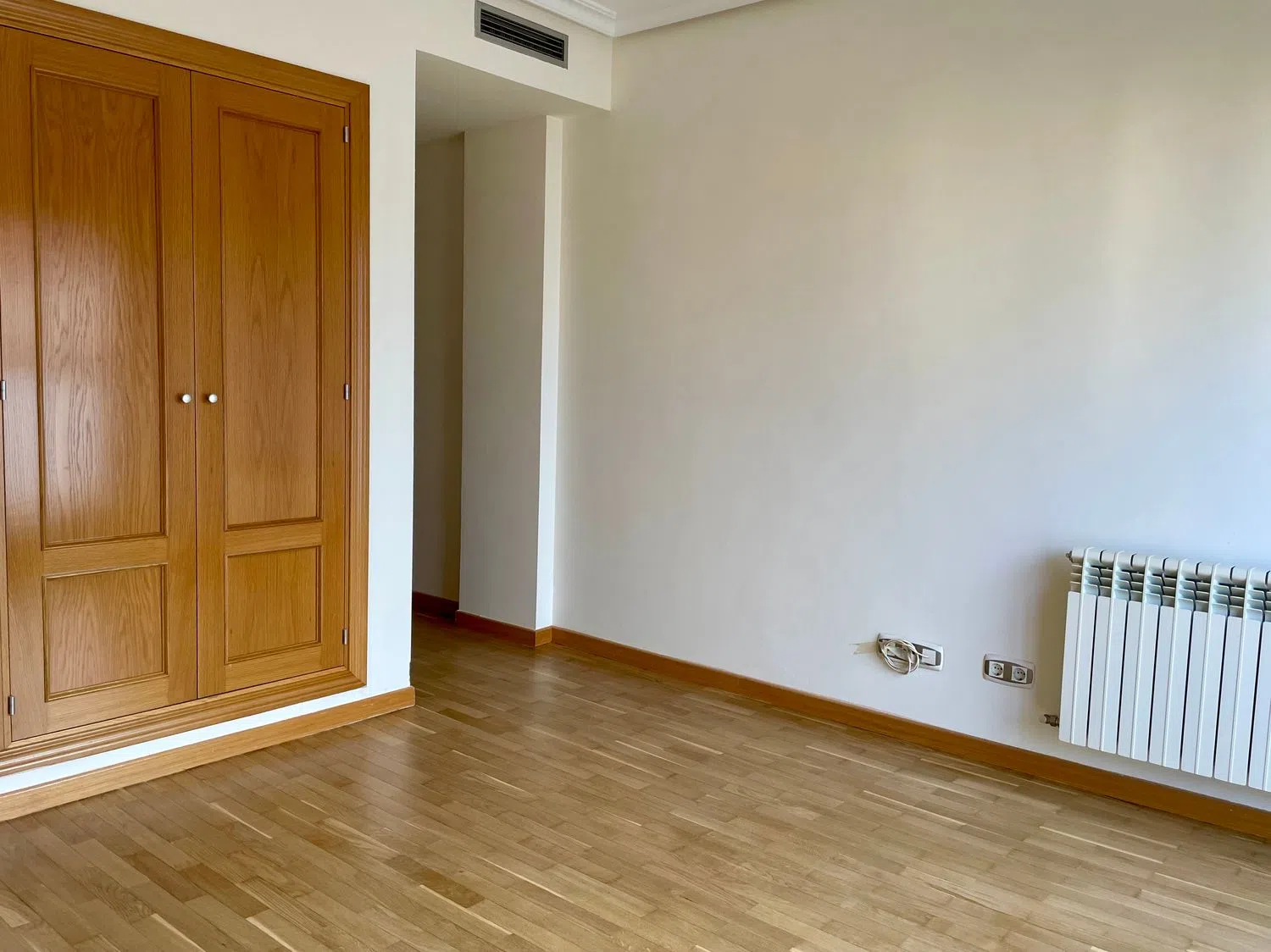 Piso en calle de los Monasterios de Suso y Yuso, 67 - Foto 12