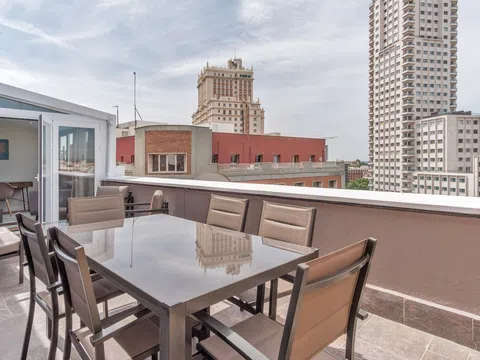 Ático en calle del Conde Duque, 1