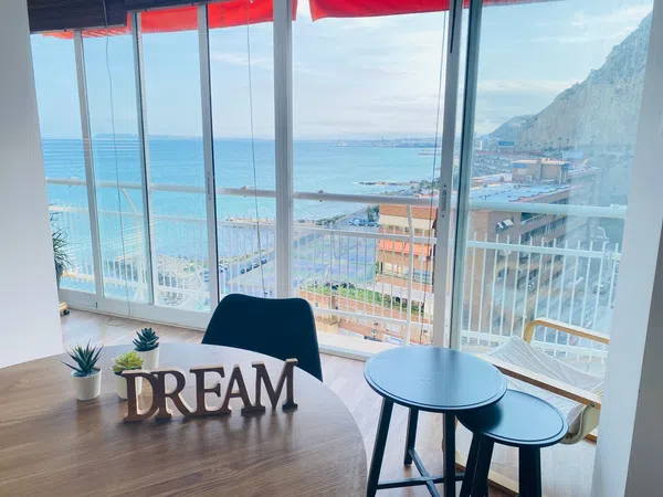 Estudio en Avenida de Villajoyosa, 10 - Foto 1