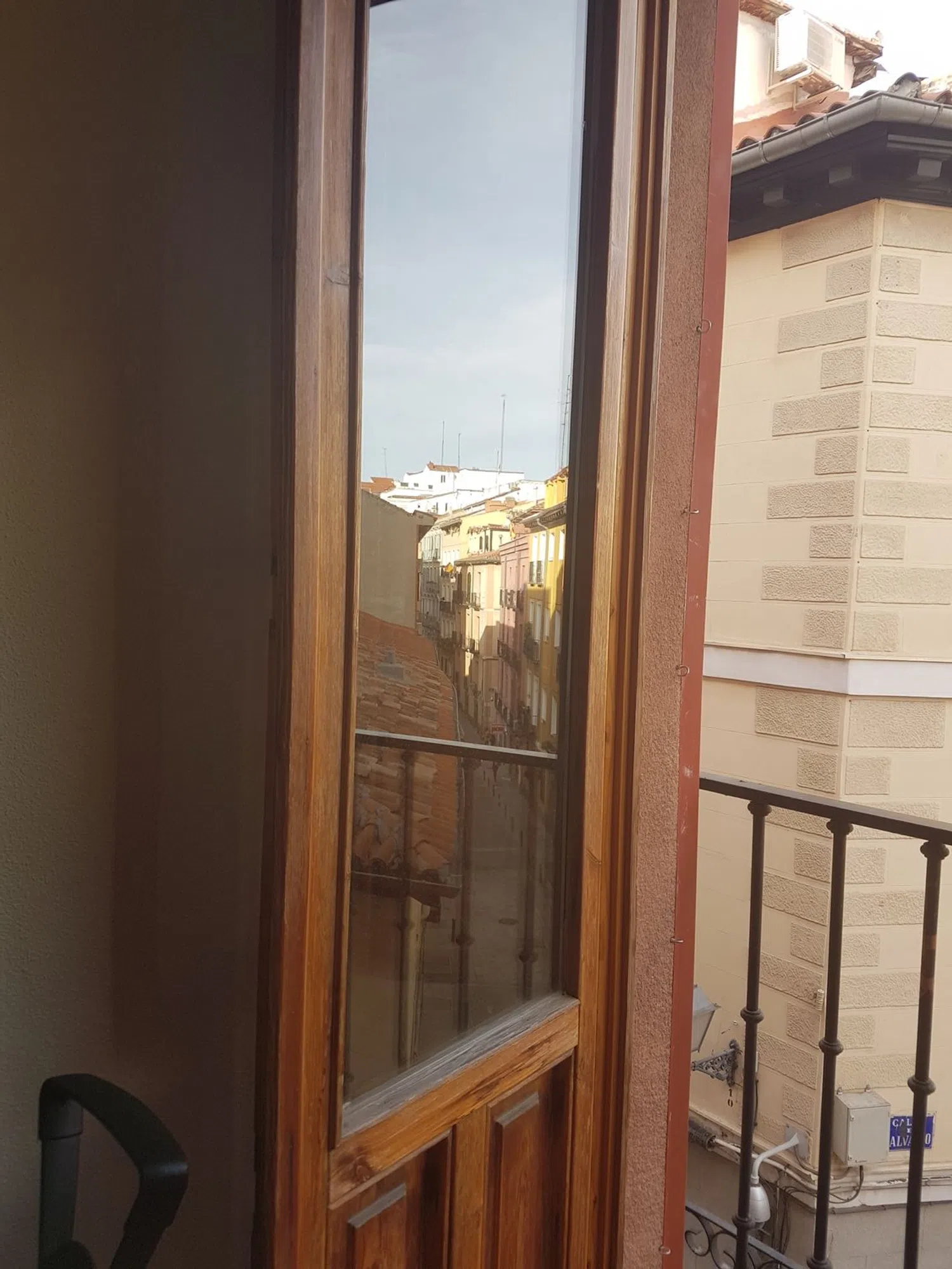 Estudio en calle de Jesús y María, 16 - Foto 2