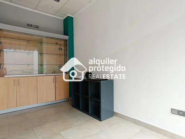 Local en Altozano - Foto 17
