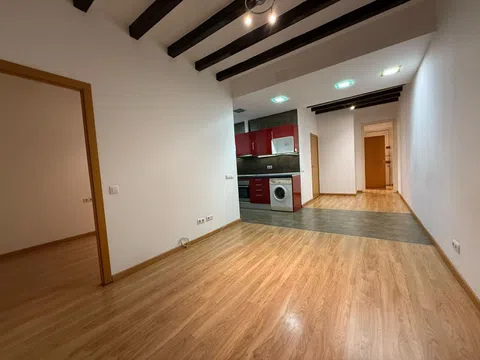 Piso en calle de París, 111