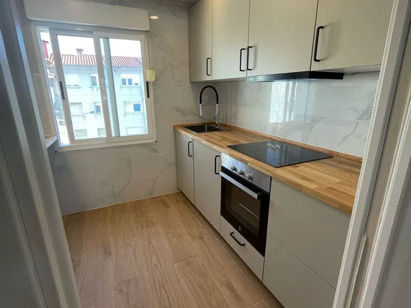 Piso en plaza Monteleón, 3