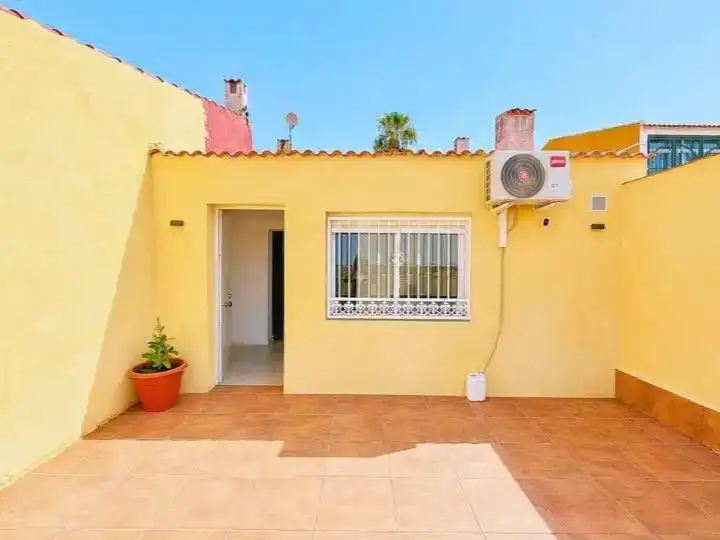 Piso en  Calle Rafael Molina Lagartijo 672 - Foto 14