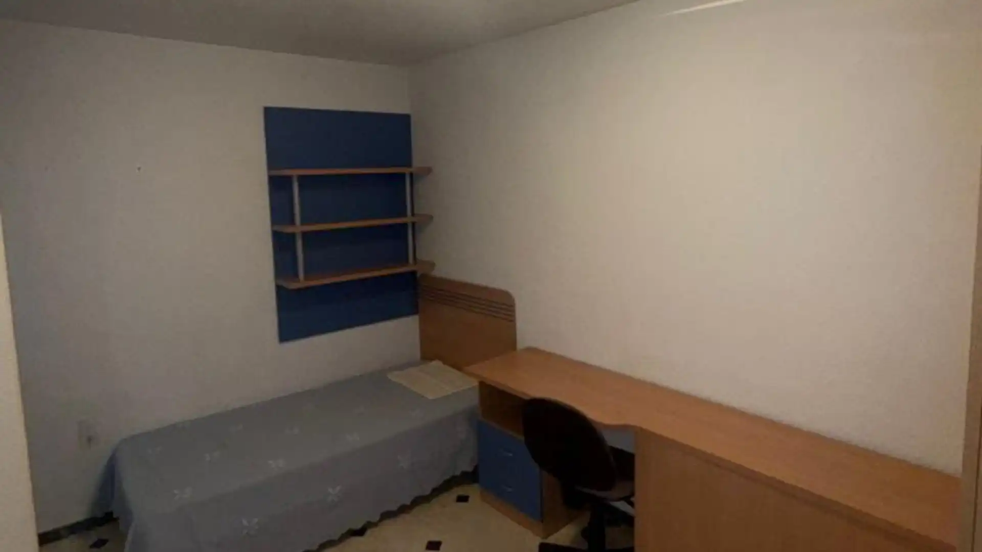 Piso en  Calle Pedro Antonio de Alarcón 54 - Foto 4