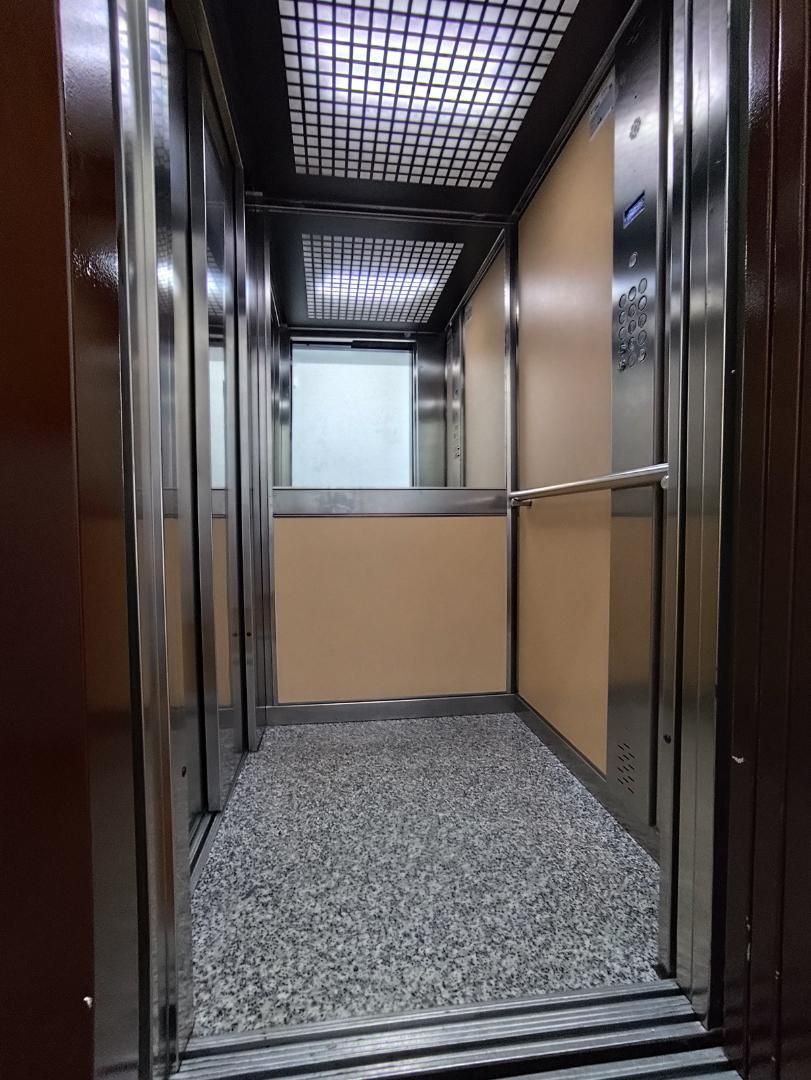 Piso en  Carrer de Puig i Cadafalch 5 - Foto 25