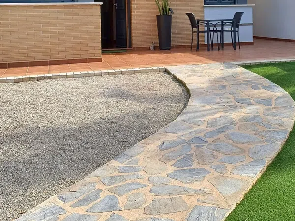 Chalet pareado en calle Fernando Sanchéz Agüera, 3