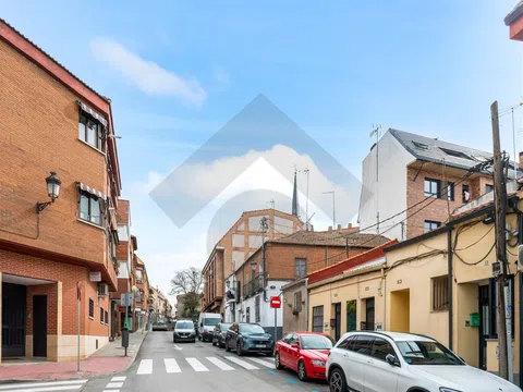 Dúplex en calle Luis Béjar, 34