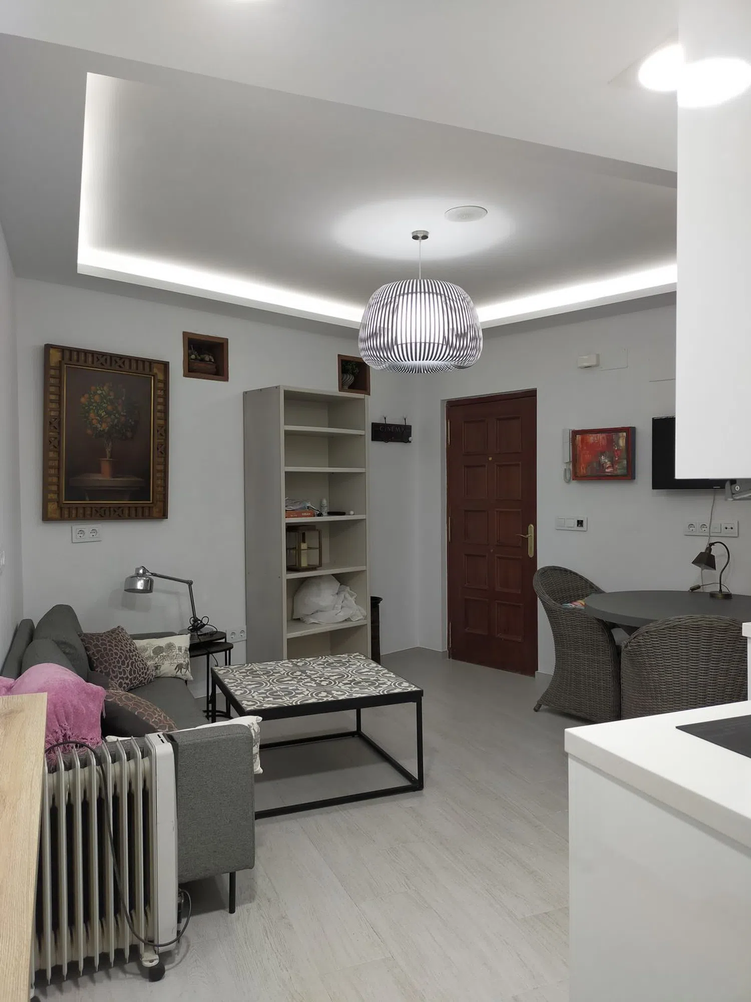 Estudio en avenida del Gran Capitán, 34 - Foto 2