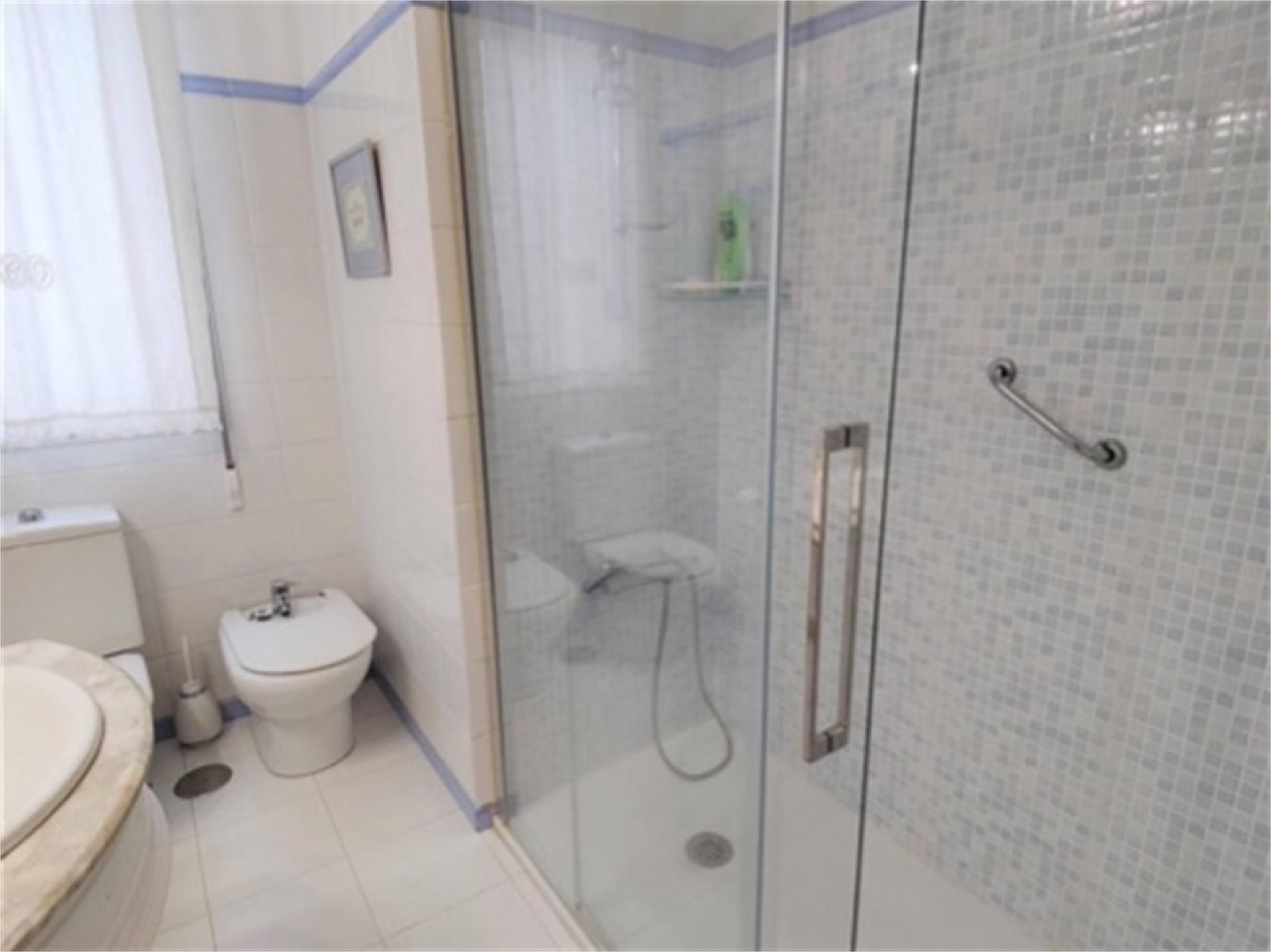 Piso en  Calle Rúalasal 17 - Foto 12