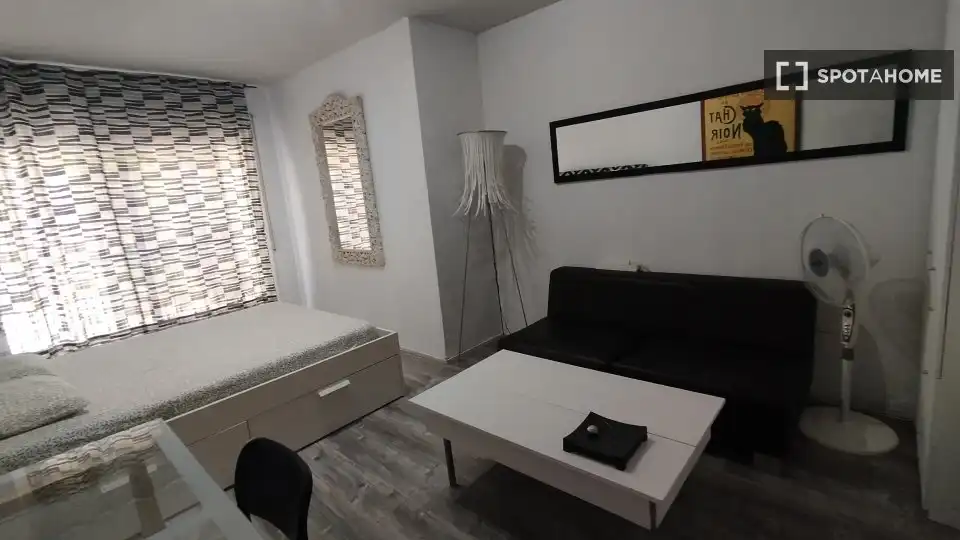 Piso en L'Hospitalet de Llobregat - Foto 3