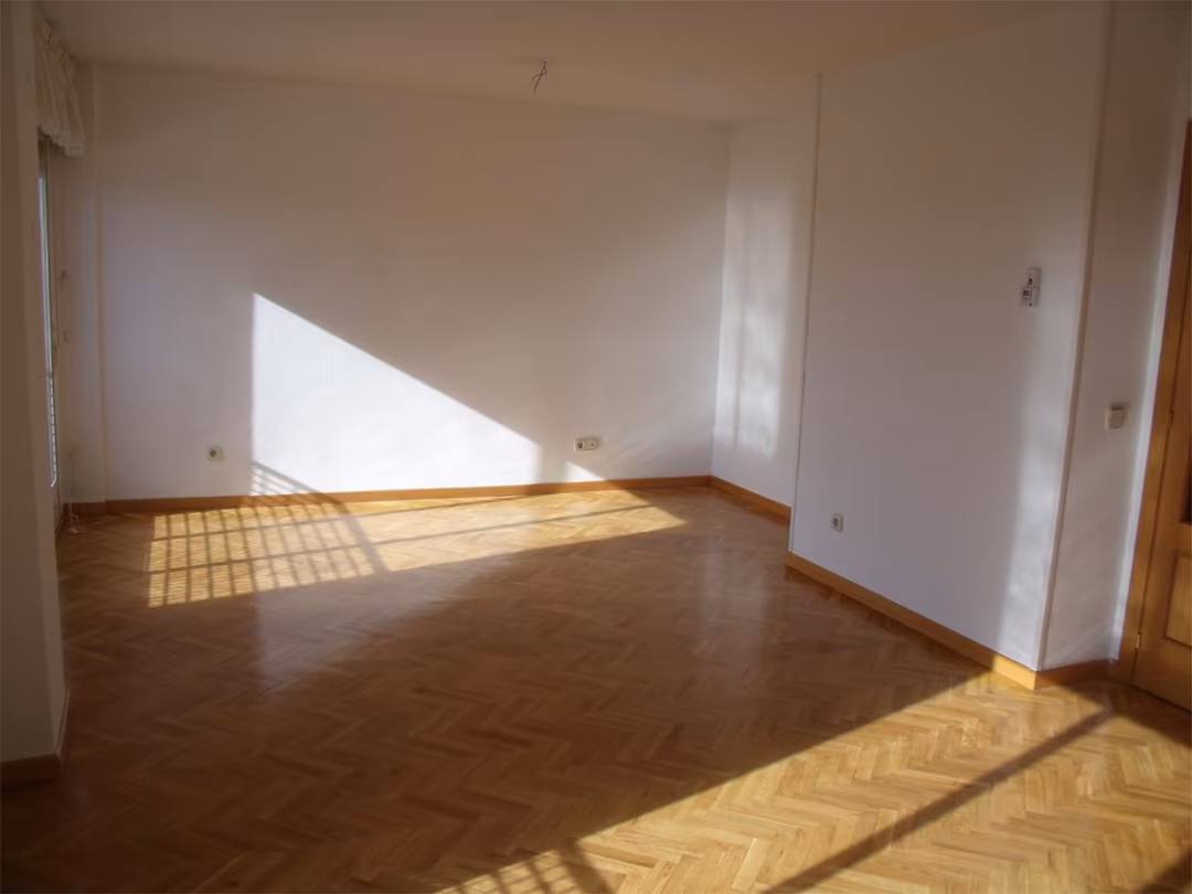 Piso en  Avenida de Honorio Lozano 53 - Foto 5