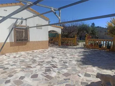 Casa adosada en Aafueras - Foto 1