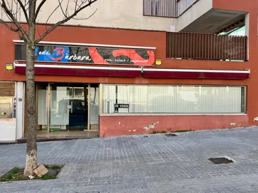 Local comercial en  Carrer SARAJEVO - Foto 1