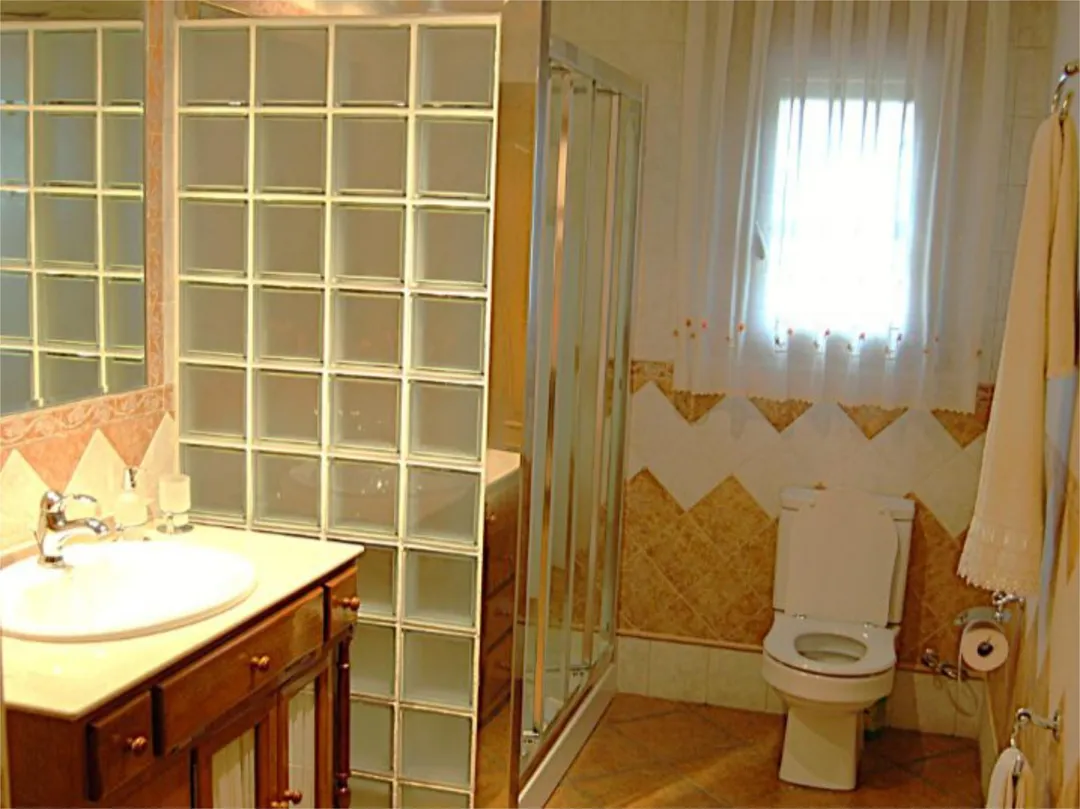 Chalet en  Urbanización la Pinada 37 - Foto 22