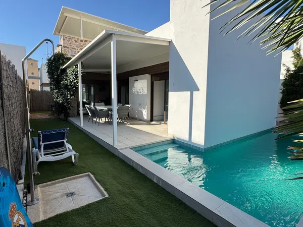 Casa o chalet independiente en Calle Cantábrico, 11, Lomas de Cabo Roig - Foto 23