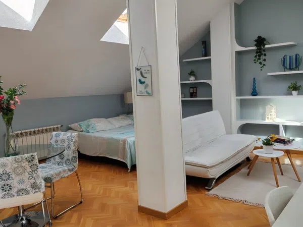 Estudio en Barrio Salvador