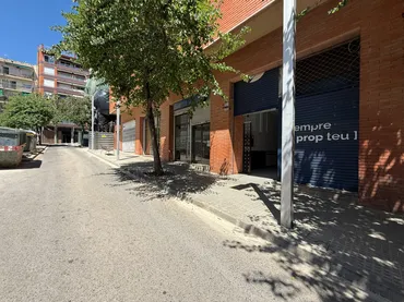 Local comercial en Sant Cugat del Vallès - Foto 2
