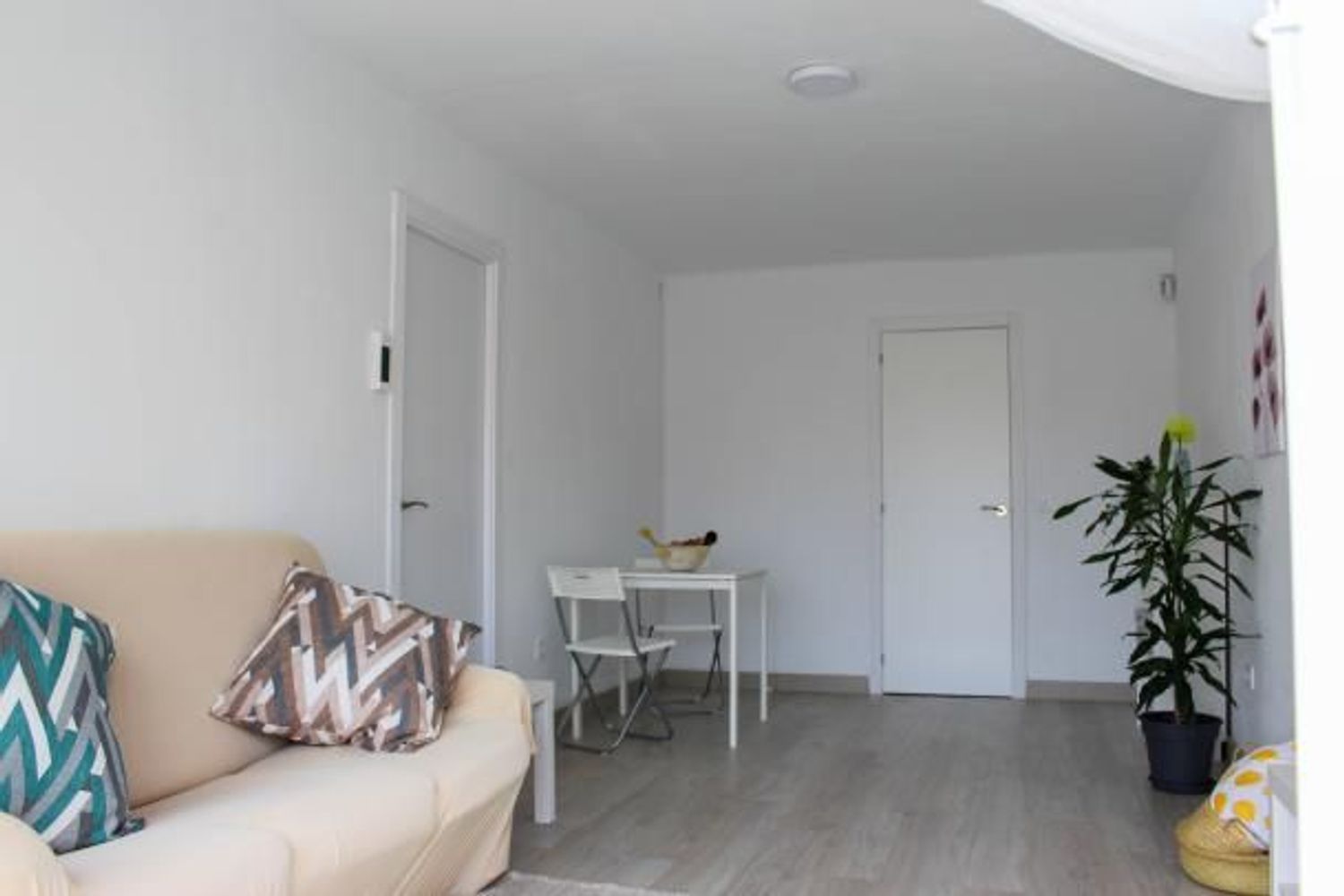 Piso en calle Sagunto, 11 - Foto 2