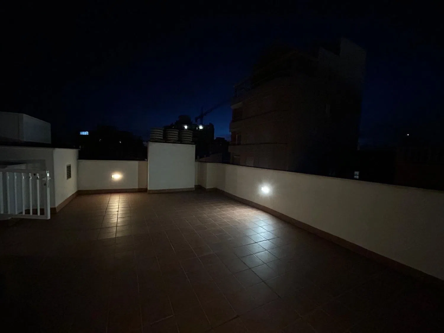 Piso en calle de la Reina Maria Cristina, 35 - Foto 16