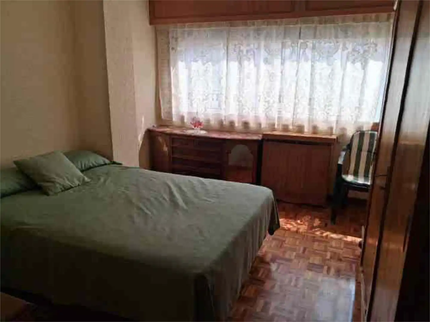 Apartamento en Avenida de los Reyes Católicos - Foto 9