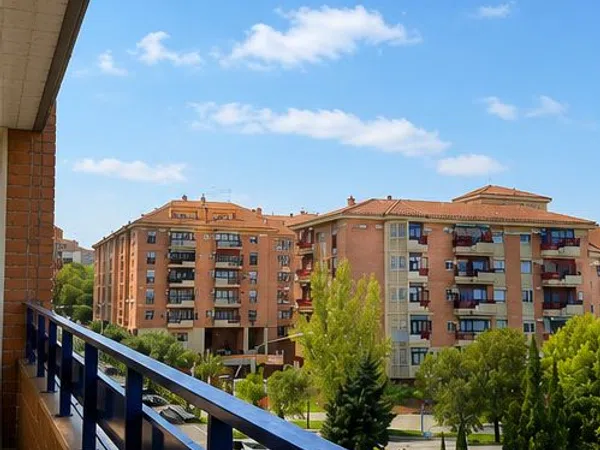Piso en Avenida de Andalucía, 66, Valdeastillas - Fuentezuelas, Valdeastillas - Fuentezuelas - Foto 1