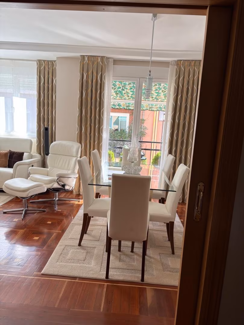 Piso en  Calle de Garcilaso 7 - Foto 2