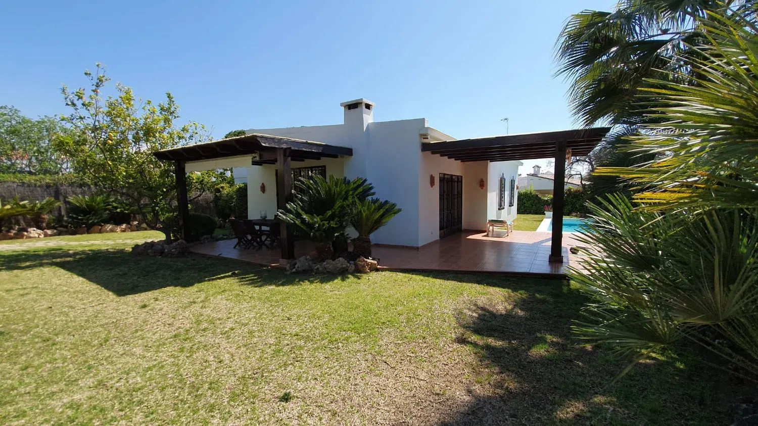 Casa independiente en avenida Huerta Belón, 1 - Foto 1