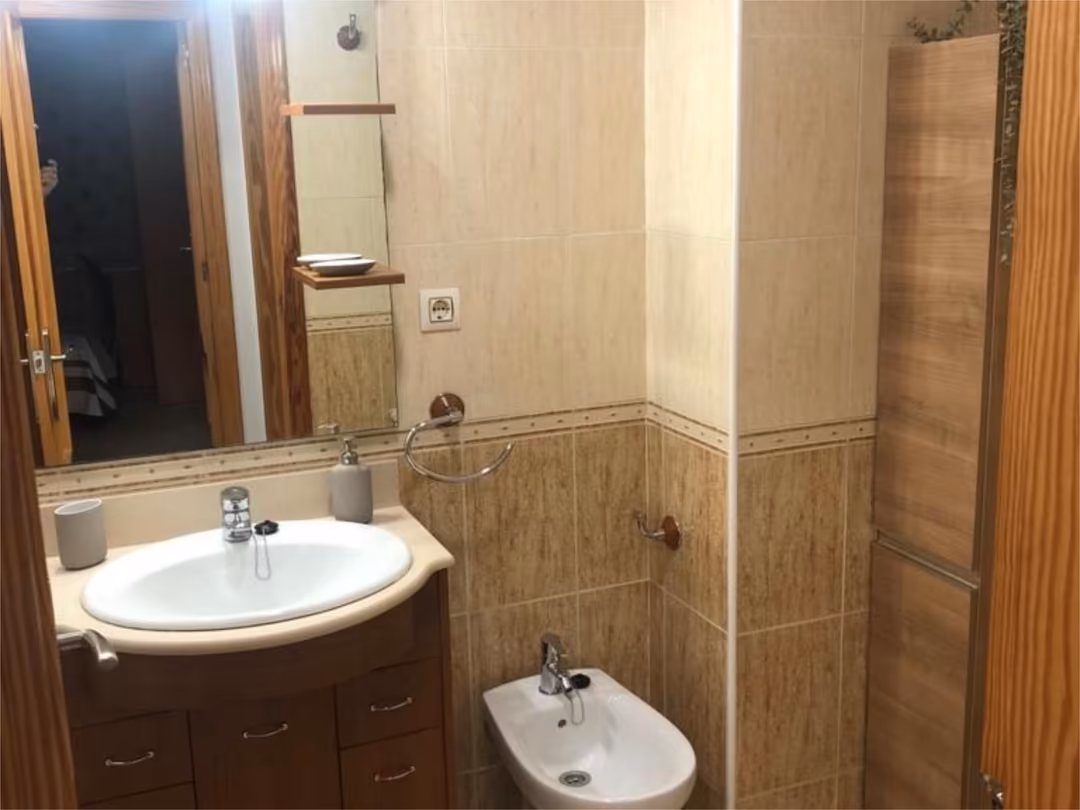 Piso en  Calle Pintor Muñoz Barberán 3 - Foto 23