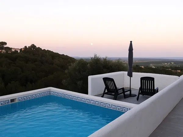 Casa independiente en parc garraf, els vinyals, 2006