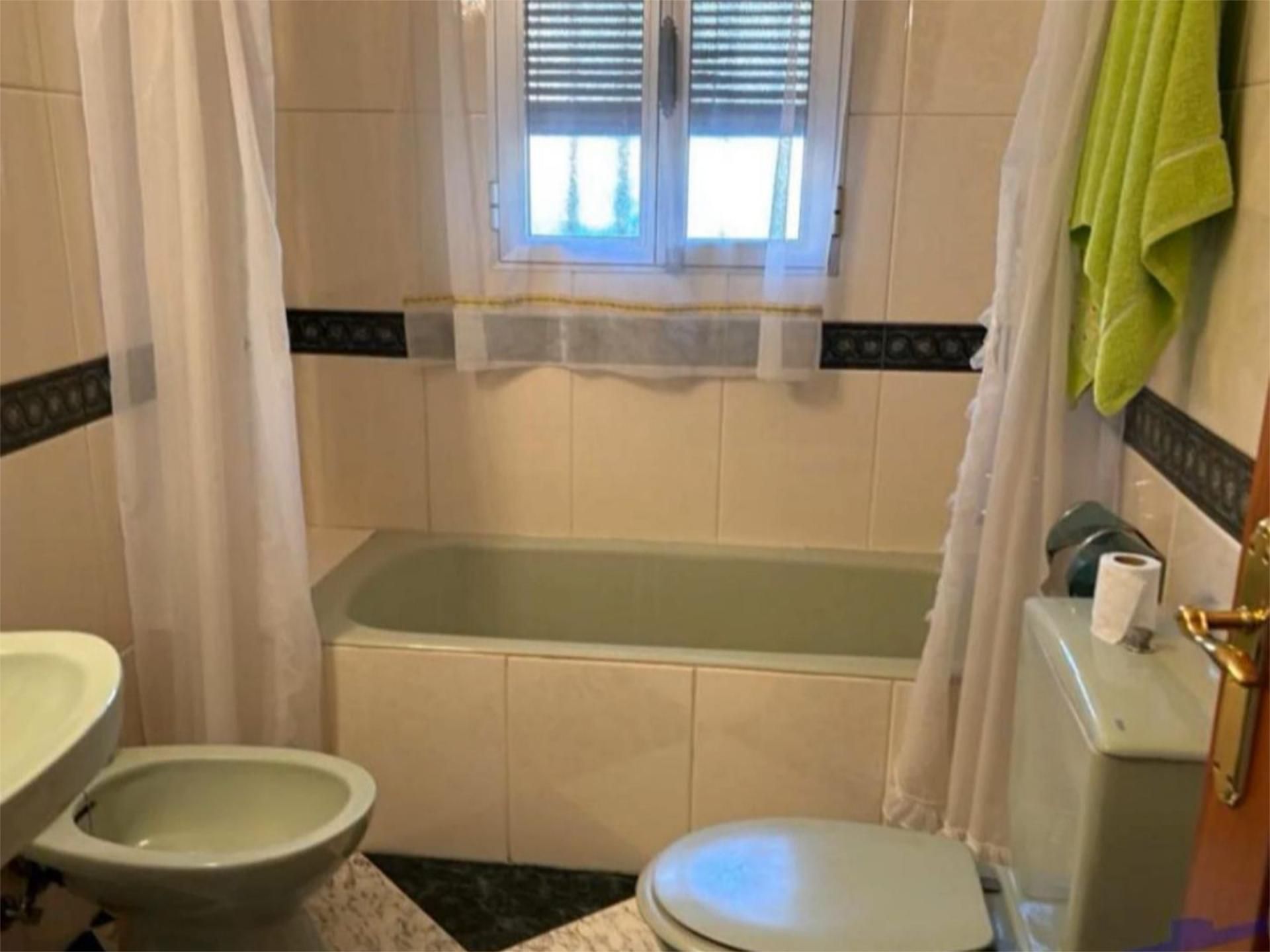 Casa adosada en  Carretera de Madrid 68 - Foto 13