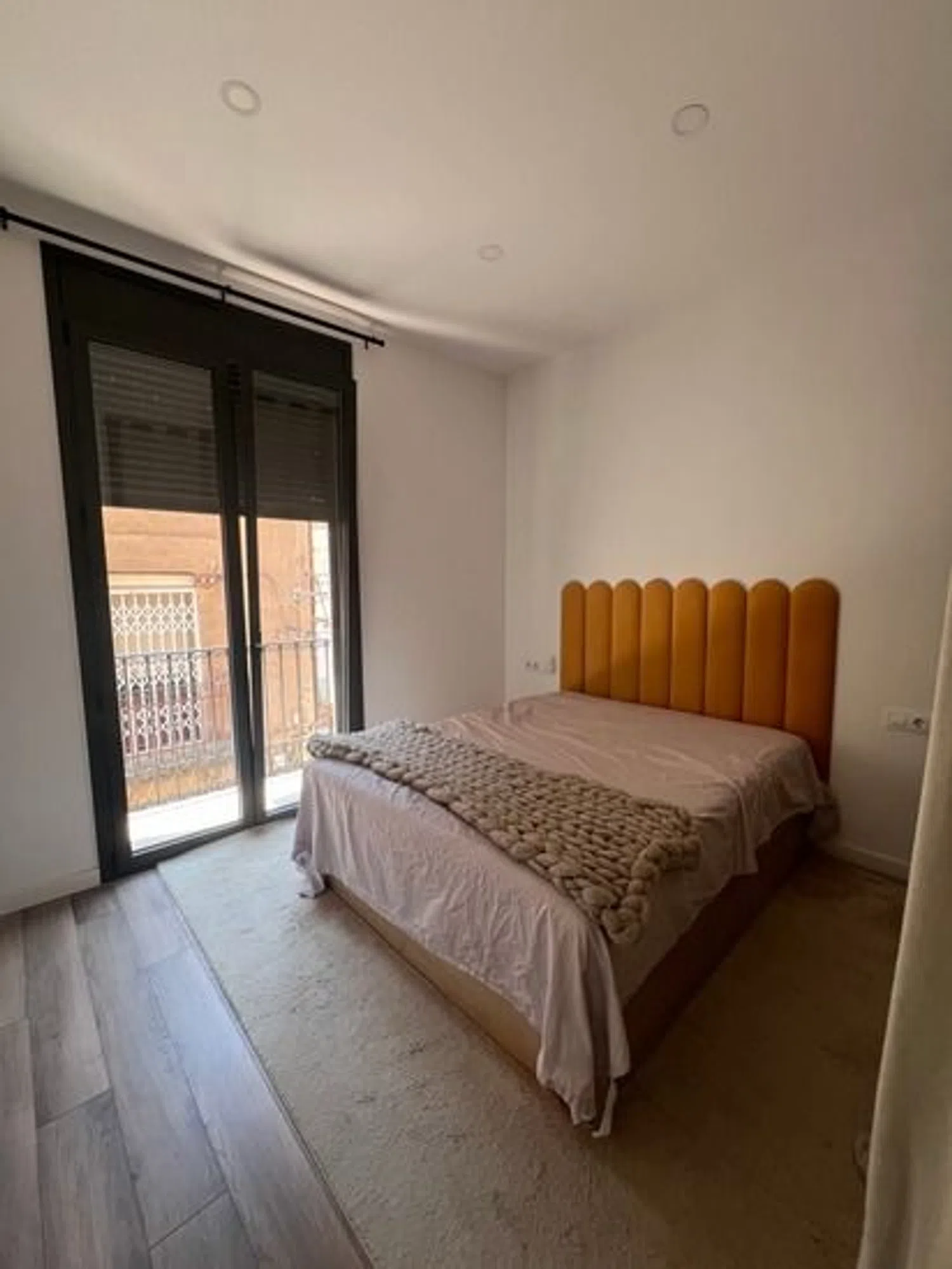 Piso en Barrio El Camp de l'Arpa del Clot - Foto 2