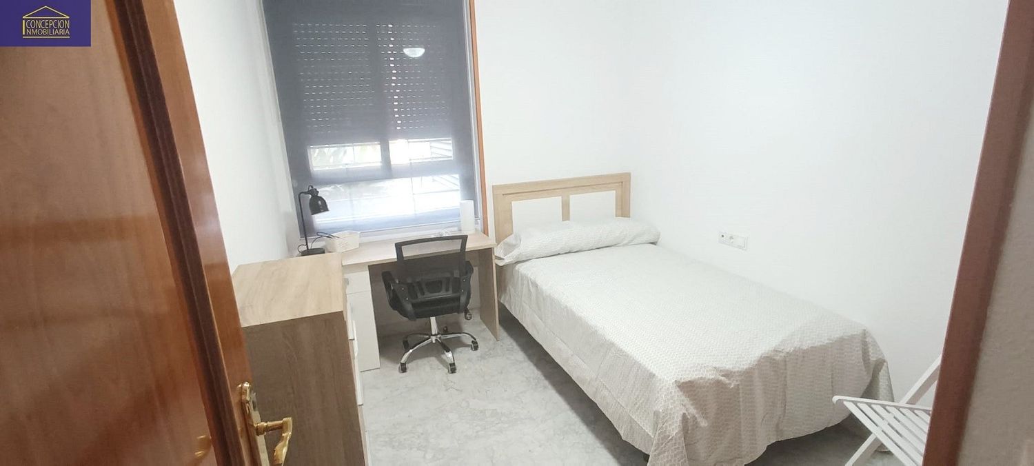 Piso en Ciudad Jardín - Foto 24