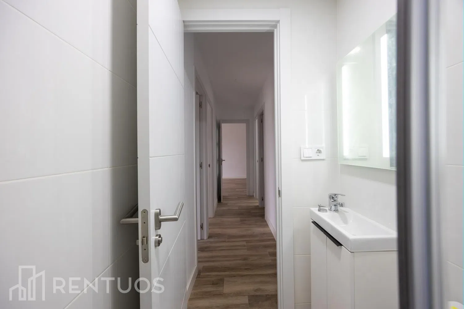 Piso en calle Cabo de San Vicente - Foto 14