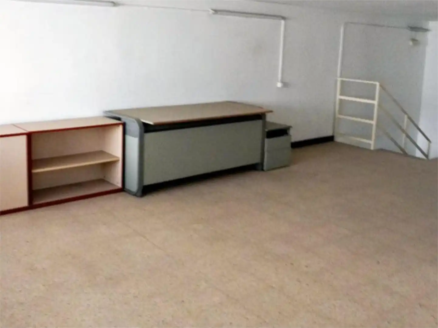 Local comercial en  Carrer d'Àngel Guimerà 146 - Foto 5