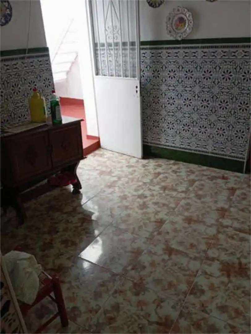 Piso en barrio tranquilo - Foto 2
