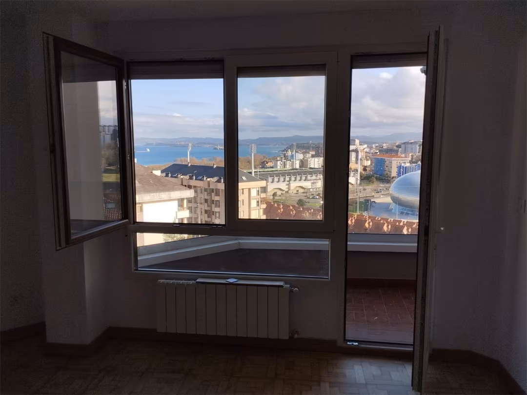 Piso en  Avenida de Cantabria 40 - Foto 5