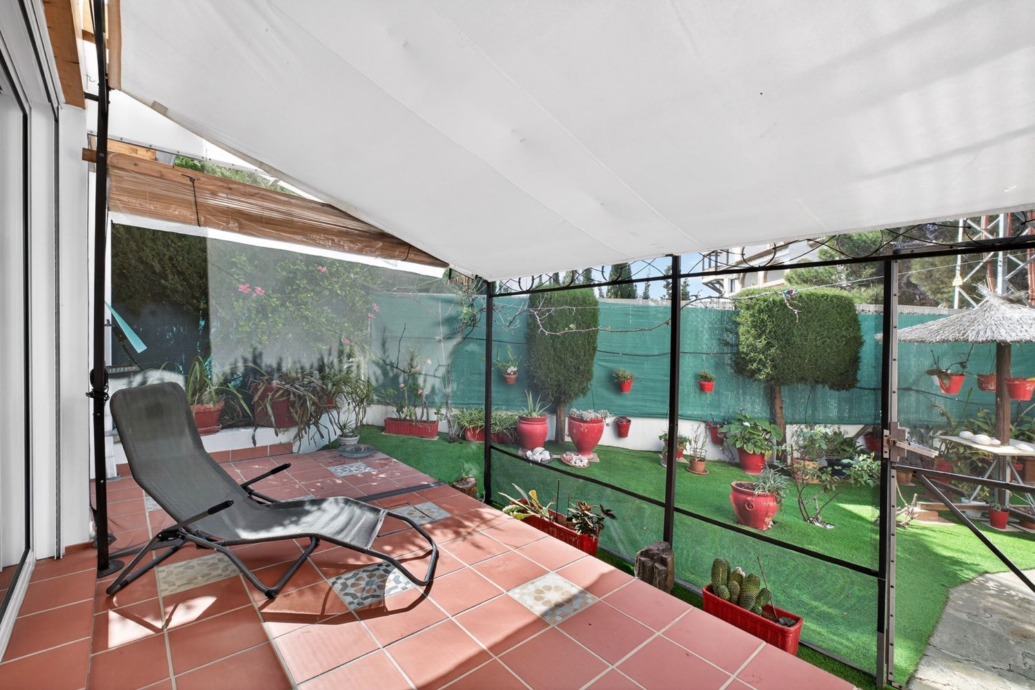 Chalet adosado en calle Almería, 63 - Foto 3