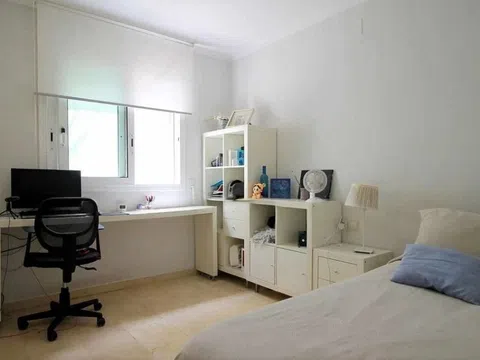 Chalet adosado en calle de Josep Renom, 99 - Foto 8