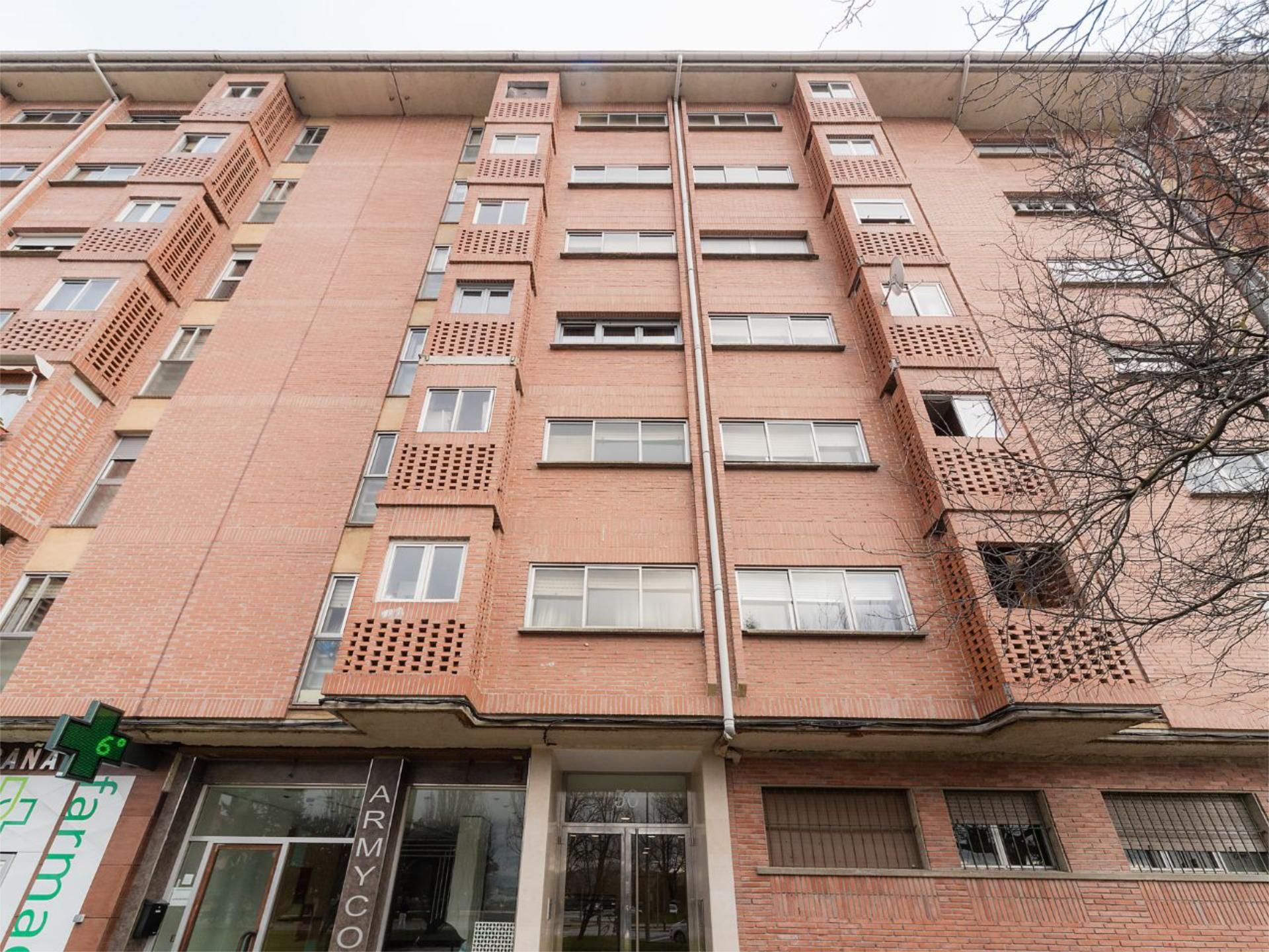 Piso en  Calle de Irunlarrea 50 - Foto 22