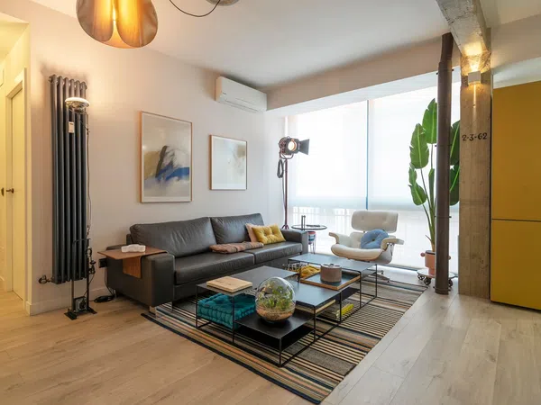 Piso en calle de Elvira, 8