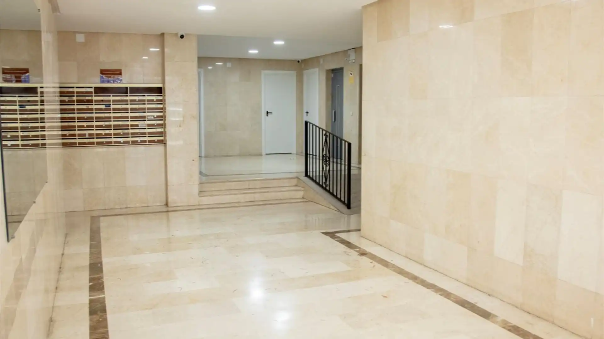 Piso en Marbella - Foto 23