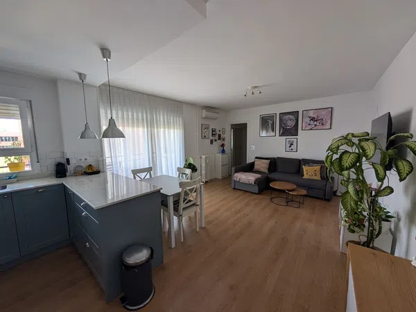 Piso en calle de Puertollano, 4