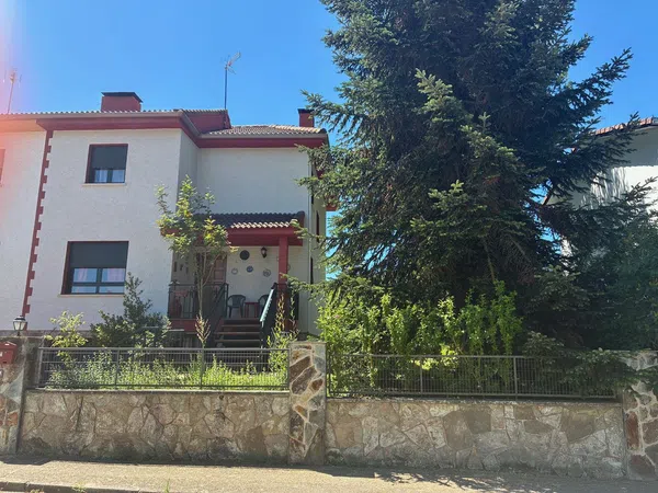 Chalet pareado en Calle Antílope, 4, San Rafael, San Rafael - Foto 1