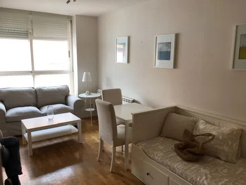 Estudio en calle Paca Diaz, 11