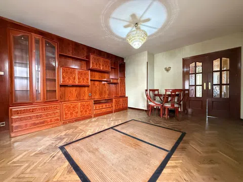 Piso en calle Alcalá, 245