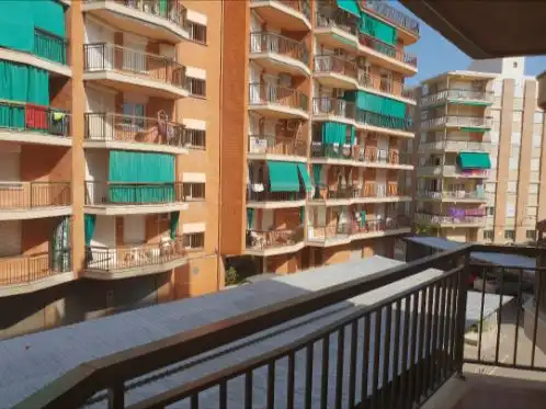 Piso en  Carrer d'Enrico Caruso 3 - Foto 10