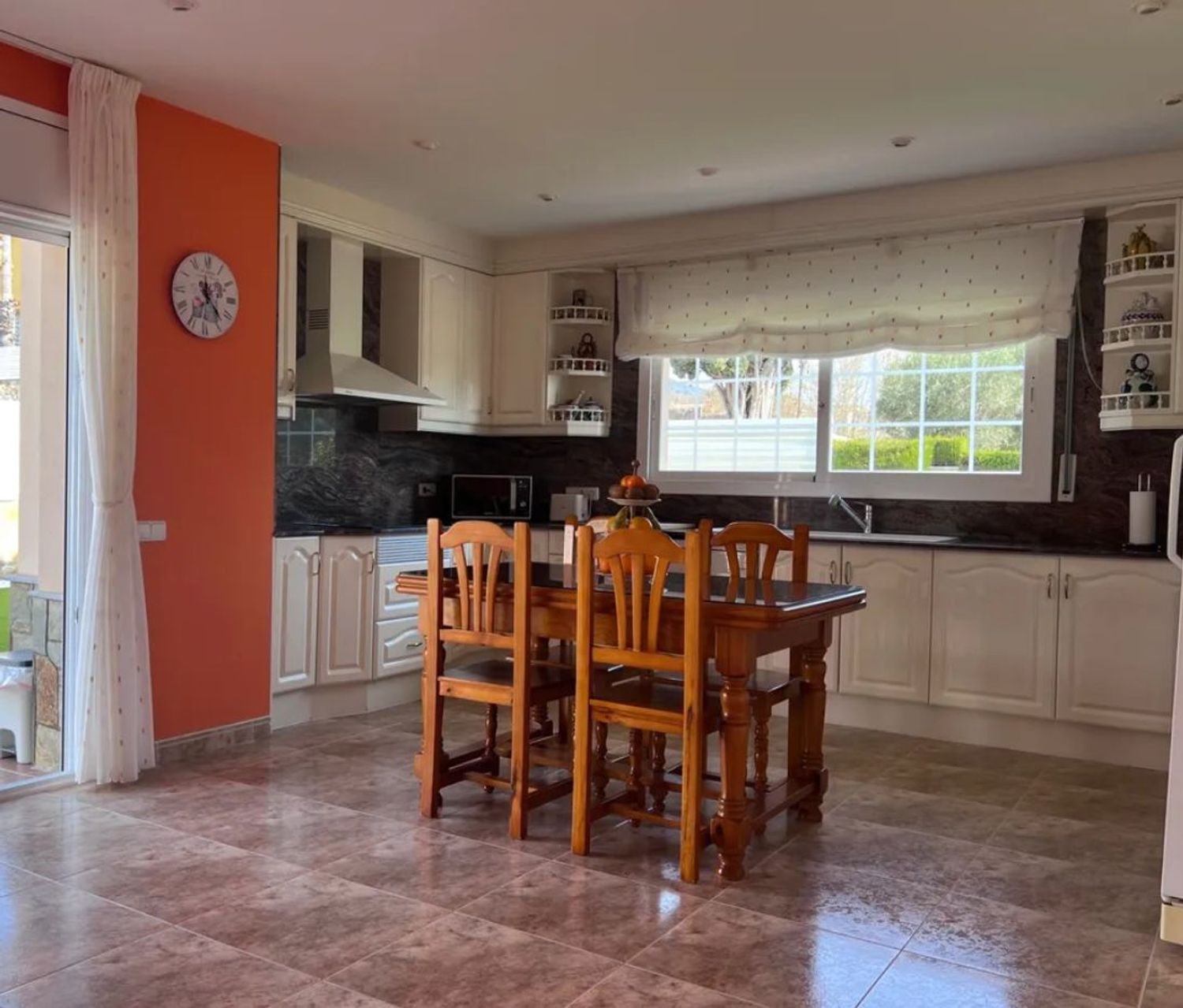 Chalet adosado en Barrio Campo de las Naciones-Corralejos - Foto 5