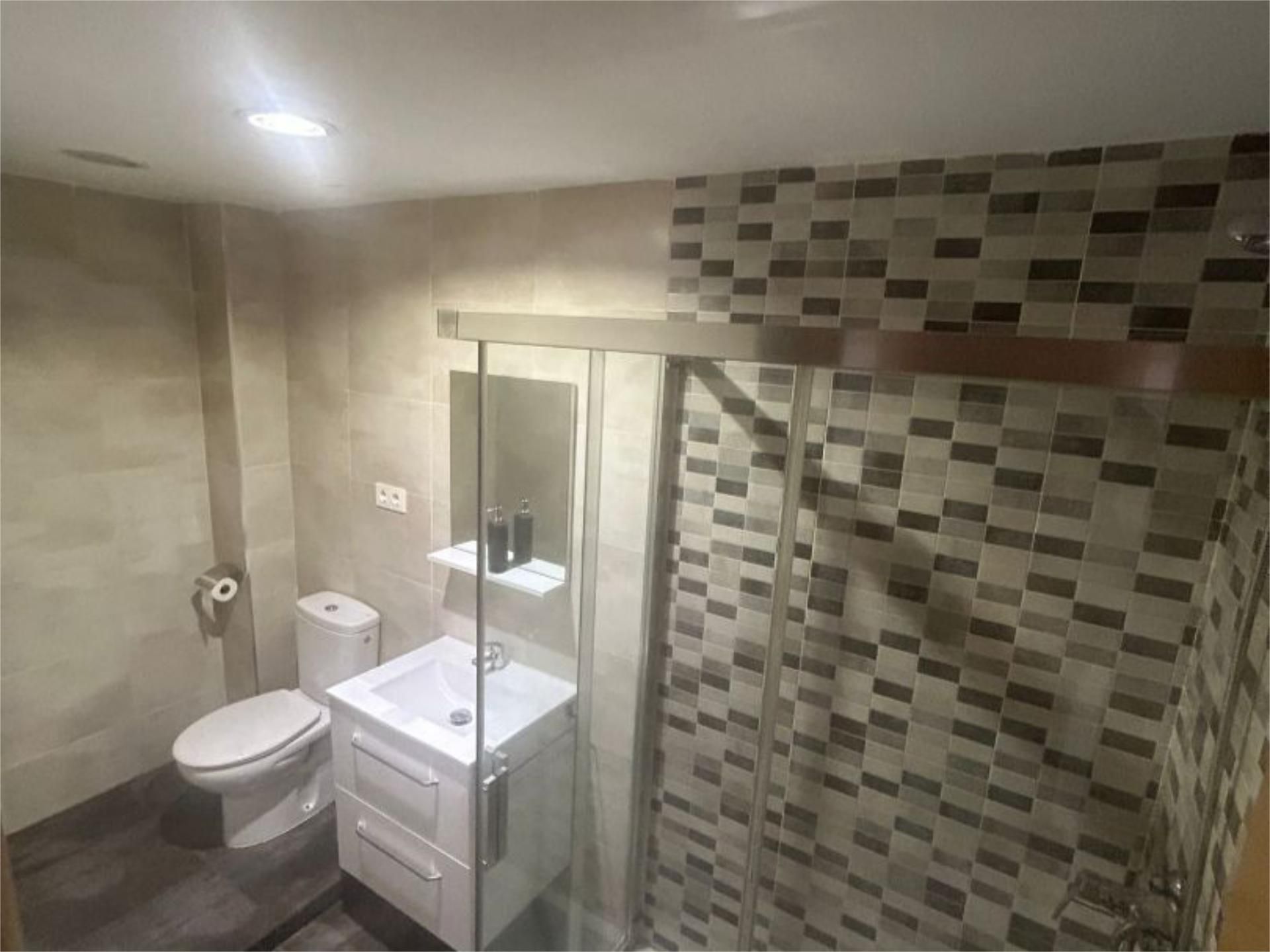 Piso en  Calle Verónica de la Virgen 4 - Foto 3